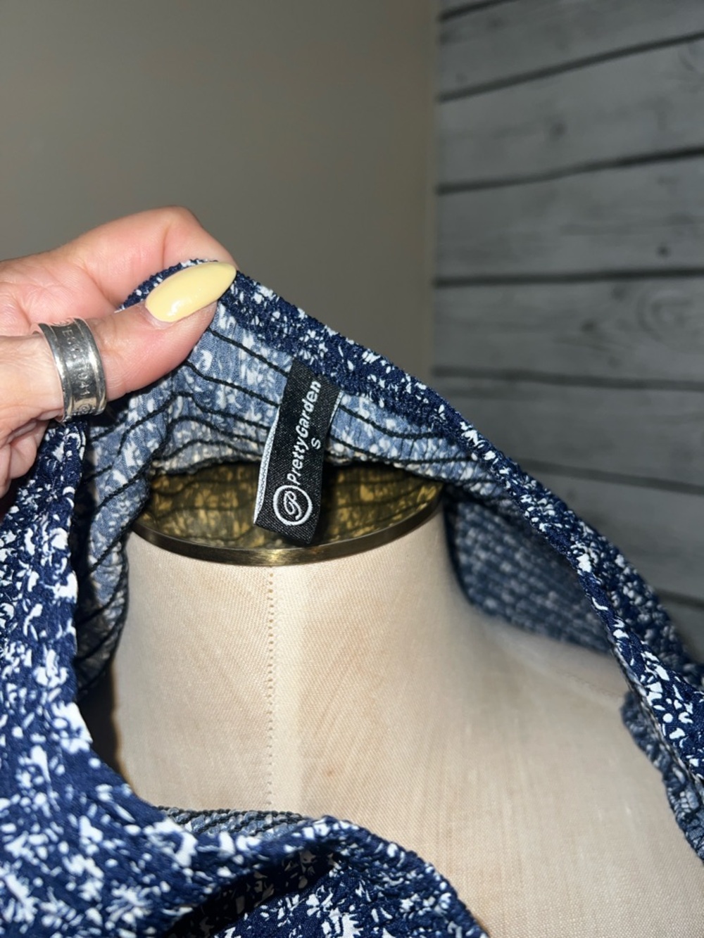 Pretty Garden Navy Floral Short-Sleeve Maxi Dress - Picture 7 of 8
